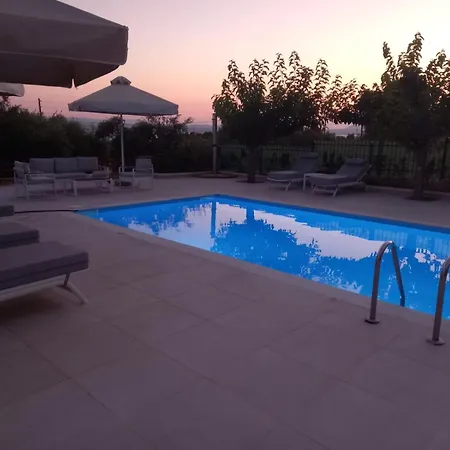 Evalia - Private With Pool -malakonda ,eretria ,greece